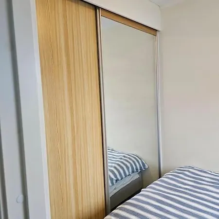 Apartment Skyline Flat With Free Parking