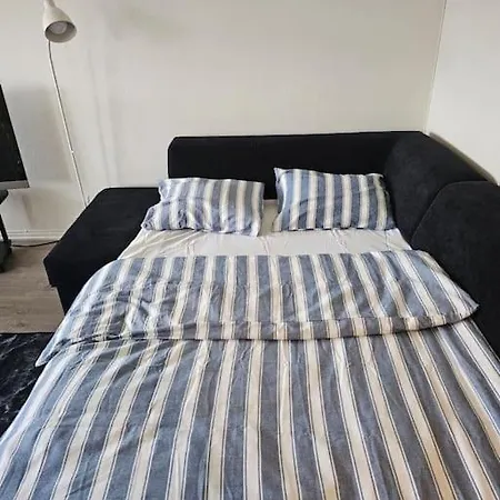Skyline Flat With Free Parking * Lorenskog