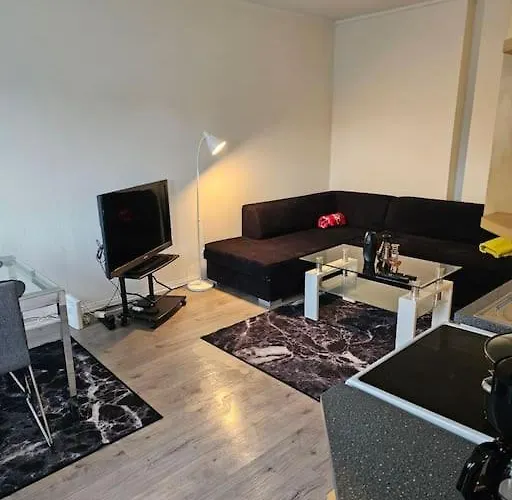 Skyline Flat With Free Parking Апартаменты Лёренскуг