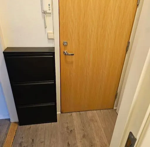Апартаменты Skyline Flat With Free Parking