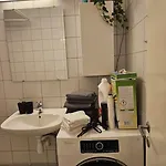 Skyline Flat With Free Parking *